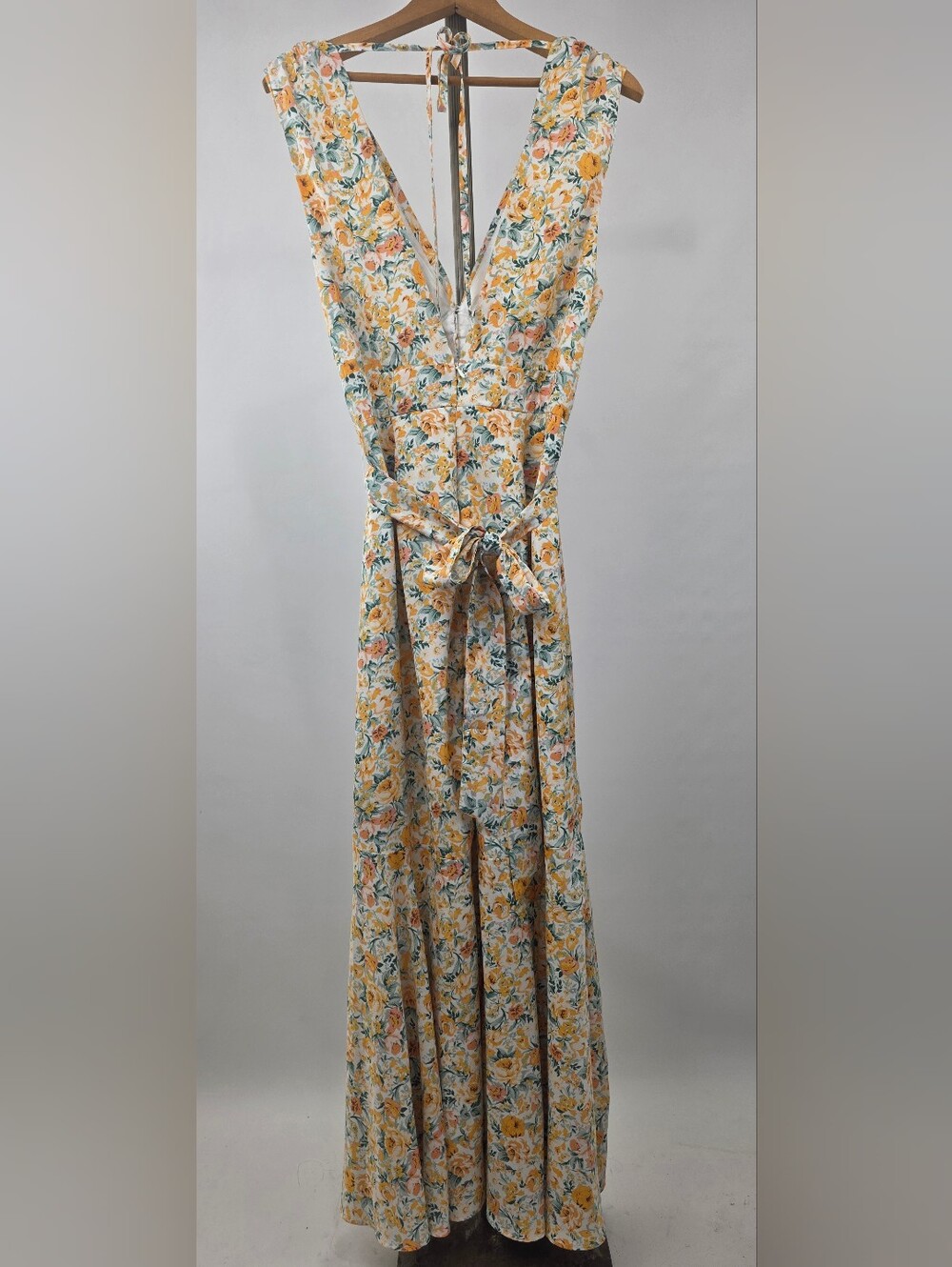 Fore Women's Yellow Floral V Neck Belted Maxi Dress Size Large - Picture 2 of 12